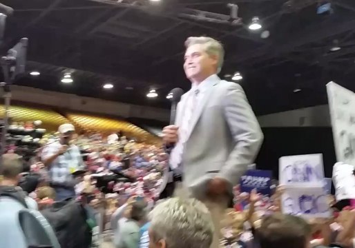 'Q' Conspiracy Shirts, Chants of 'CNN Sucks' Seen at Trump Rally in Tampa