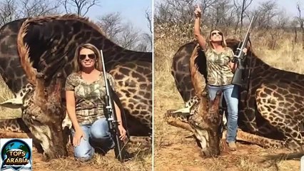 أمريكية التقطت صورة سيلفي مع الزرافة وعند مشاهدة الصورة كانت الصدمة..!!