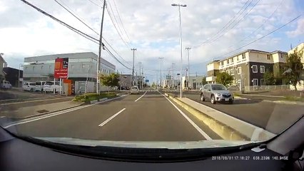 【転載】高齢者の信号無視によるもらい事故