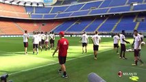 Allenamento a San Siro, in vista di Milan-Craiova