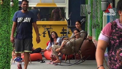 അഞ്ജലിയുടെ നൈറ്റിയിട്ട് ഹൗസിൽ കറങ്ങി നടന്ന അനൂപ് അമ്മായി !!