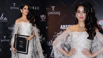 Janhvi Kapoor WINS Her FIRST Award At Vogue Beauty Awards 2018
