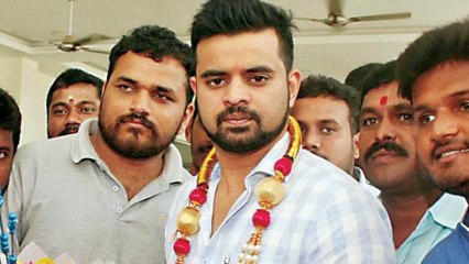 Lok Sabha Elections 2019 : ಈ ಕ್ಷೇತ್ರದಿಂದ ಪ್ರಜ್ವಲ್ ರೇವಣ್ಣ ಸ್ಪರ್ಧೆ ಸಾಧ್ಯತೆ | Oneindia Kannada