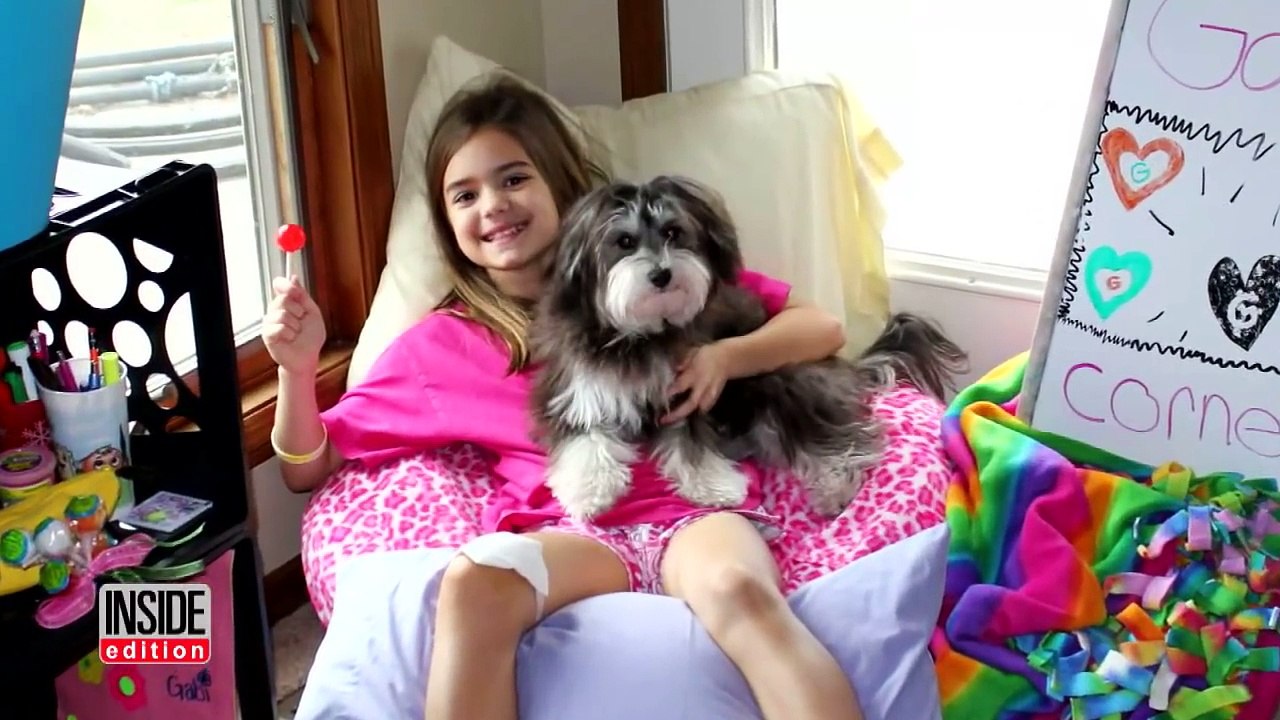 Teen With Backwards Foot Attached To Knee Meets Other Cancer Survivors Like Her