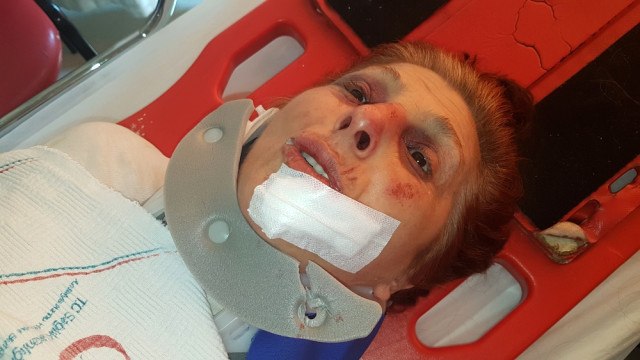 Maskeli Soyguncular, Kendilerine Direnen Yaşlı Kadını Öldüresiye Dövdü