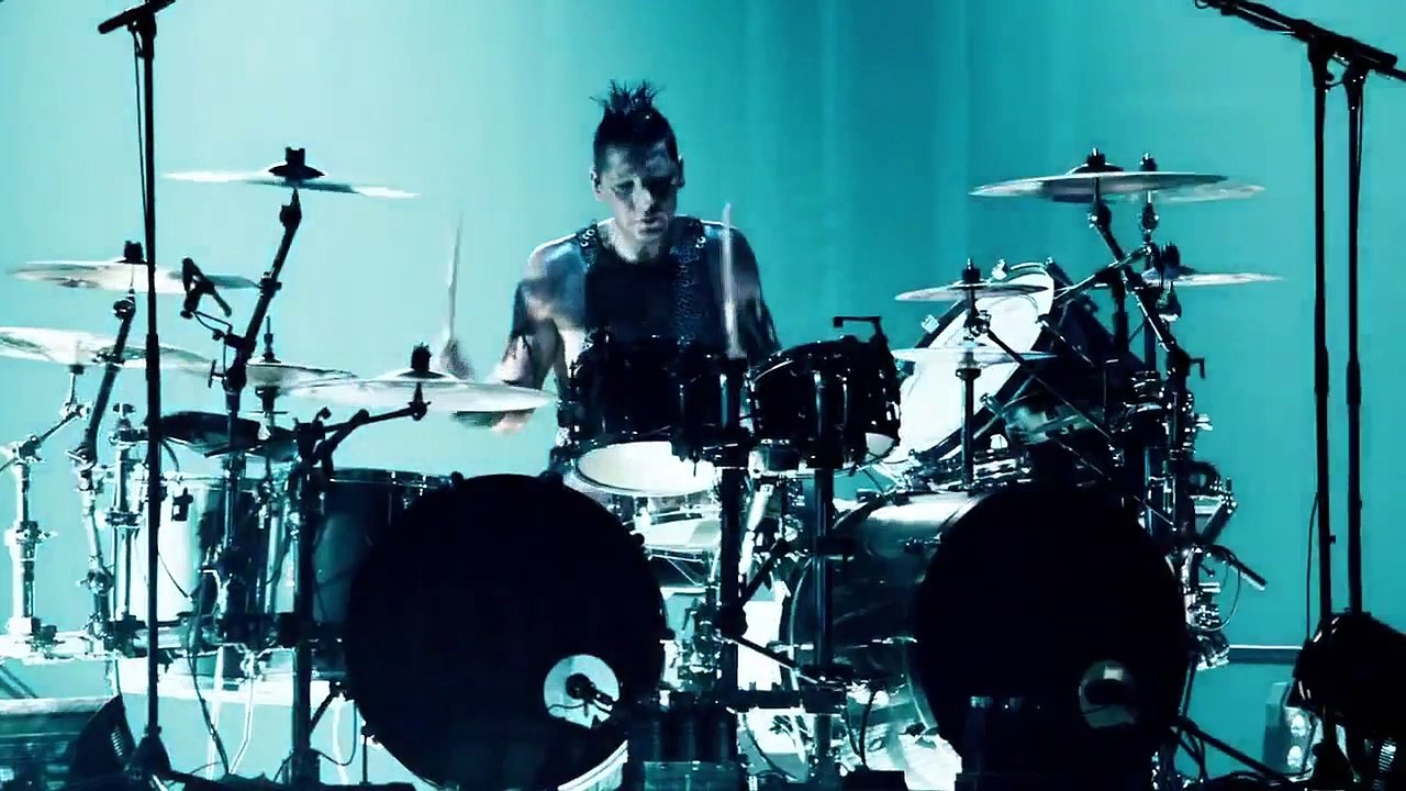 Rammstein - Links 2-3-4: Live  Paris 2016