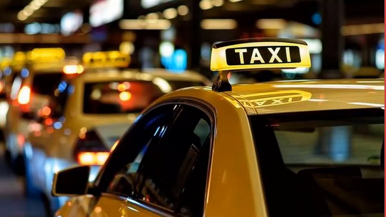 A funny joke about a taxi driver and pastor that went to heaven