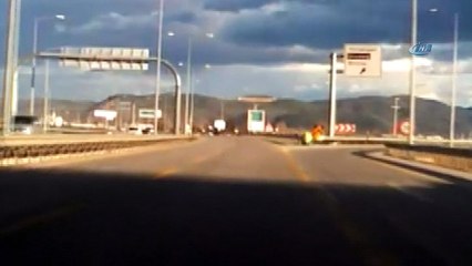 Uçan köpükler trafikte dehşet saçtı