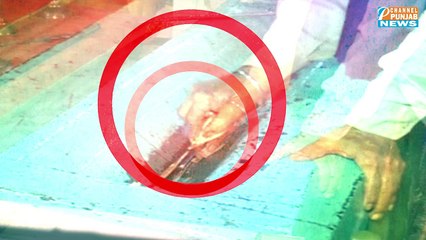 ਗੁਰੂ ਘਰ 'ਚ ਸੇਵਾ ਕਰ ਰਹੇ ਅੰਮ੍ਰਿਤਧਾਰੀ ਗੁਰਸਿੱਖ ਬਜ਼ੁਰਗ ਦੀ ਸ਼ਰਮਨਾਕ ਕਰਤੂਤ ਦੇਖ ਕੇ ਤੁਸੀ ਵੀ ਹੋਵੋਗੇ ਹੈਰਾਨ