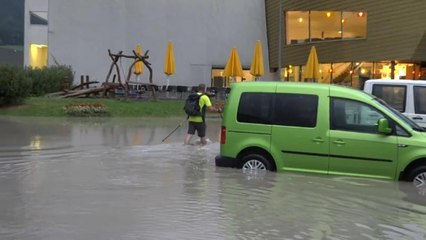 Schlammlawinen und Unwetter im Westen Österreichs