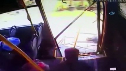 Sakarya'daki Feci Otobüs Kazasının Yeni Görüntüleri Ortaya Çıktı