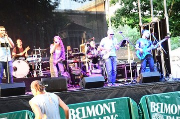 Belmont Park 06-29-2018: Paris-New York - I Want You Back & Ain't No Mountain High Enough