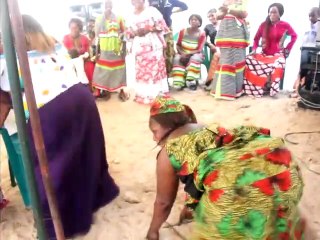 'Leumbeul bou amoul féneu' de jeune filles sénégalaises