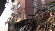 Kartal'da İnşaatın İstinat Duvarı Çöktü, Vatandaş Tepki Gösterdi