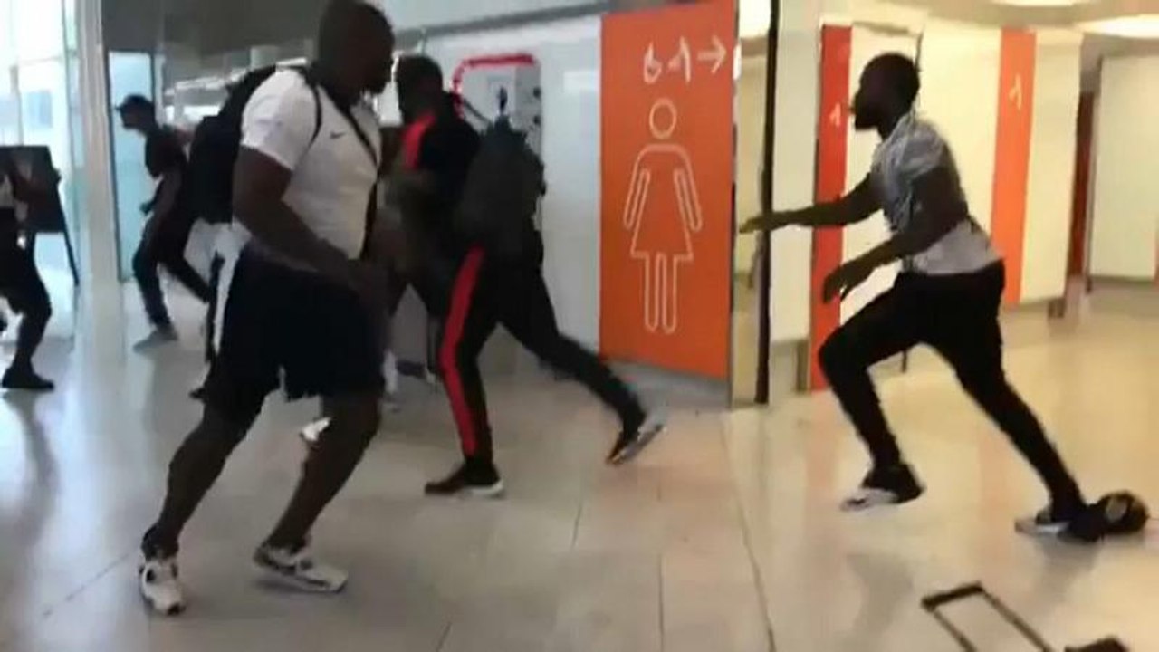 Rapper prügeln sich auf Pariser Flughafen