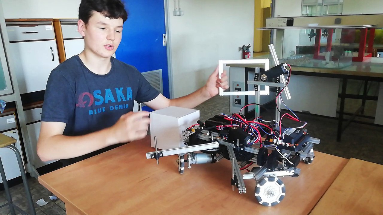 Mons: des jeunes au concours de robotique First Global (2)