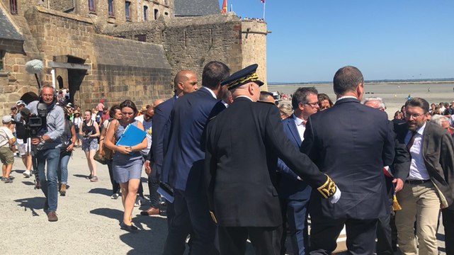 Le ministre de l’Interieur au Mont-Saint-Michel