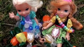 Anna and Elsa Toddlers Duck Pond Adventure Necklaces Park Playground Toys and Dolls Show U