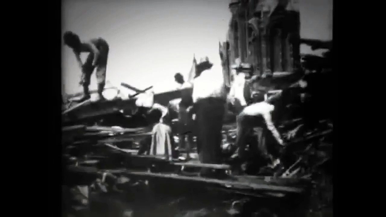 Searching Ruins on Broadway, Galveston, for Dead Bodies (1900) - Short Film/Documentary