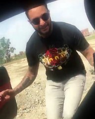 أحمد الفيشاوي يُشارك في تحدي كيكي