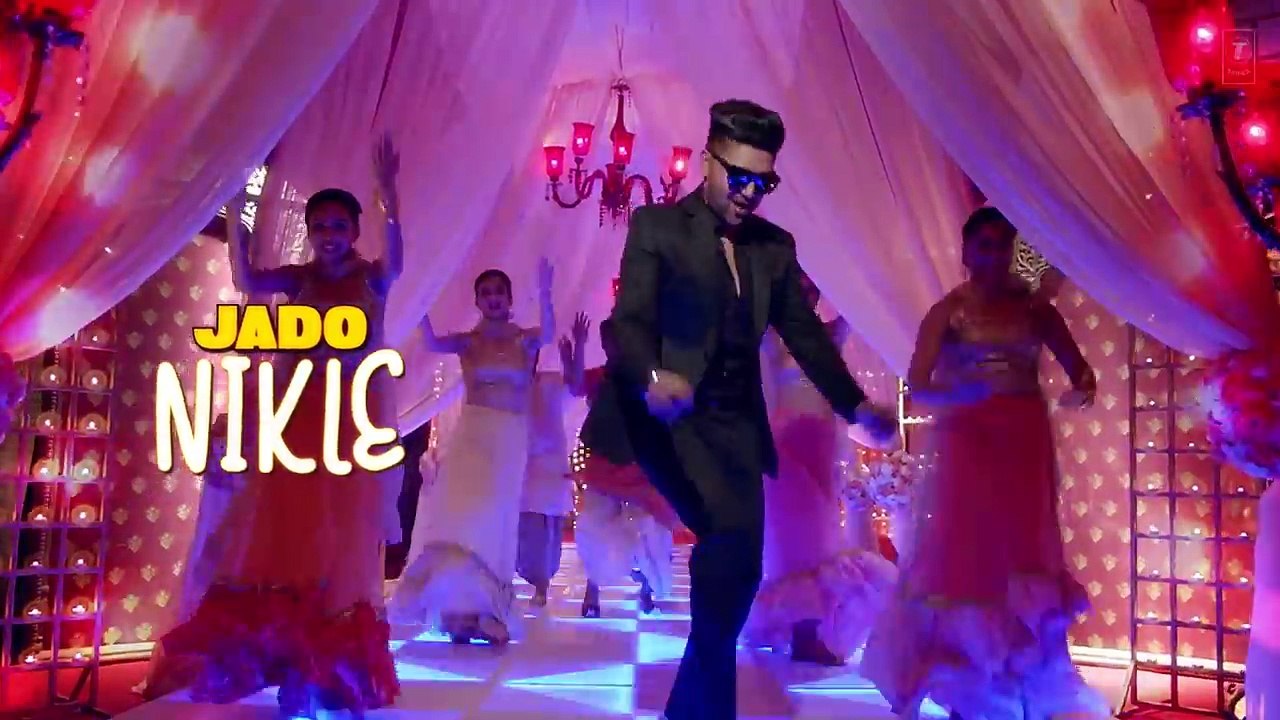 Patola Lyrical Video _ Blackmail _ Irrfan Khan