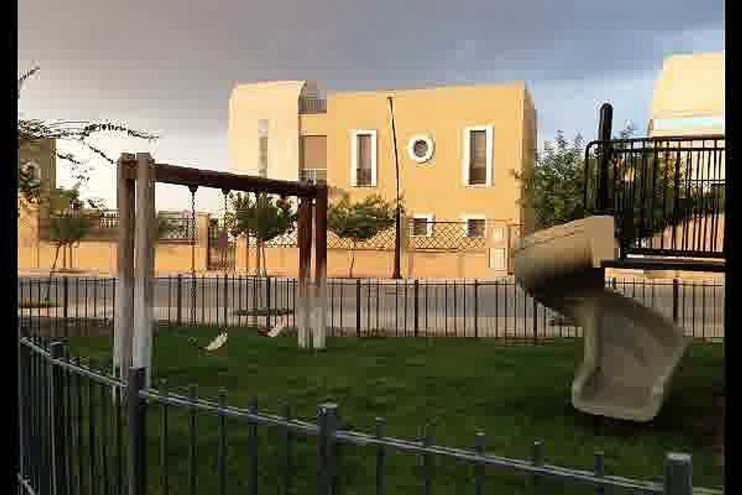فيلا مستقله للبيع في الاجريا تطل علي جولف