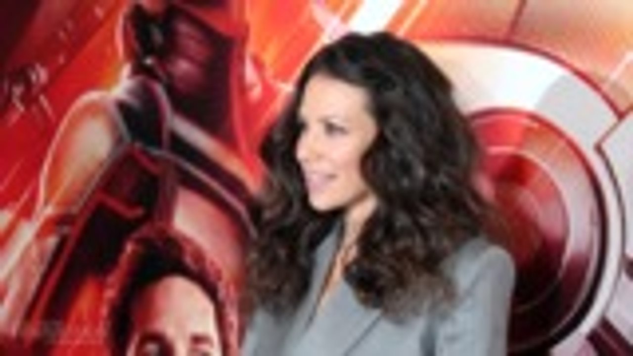 Evangeline Lilly 'Cornered' Into Filming a Partially Nude Scene for 'Lost' | THR News