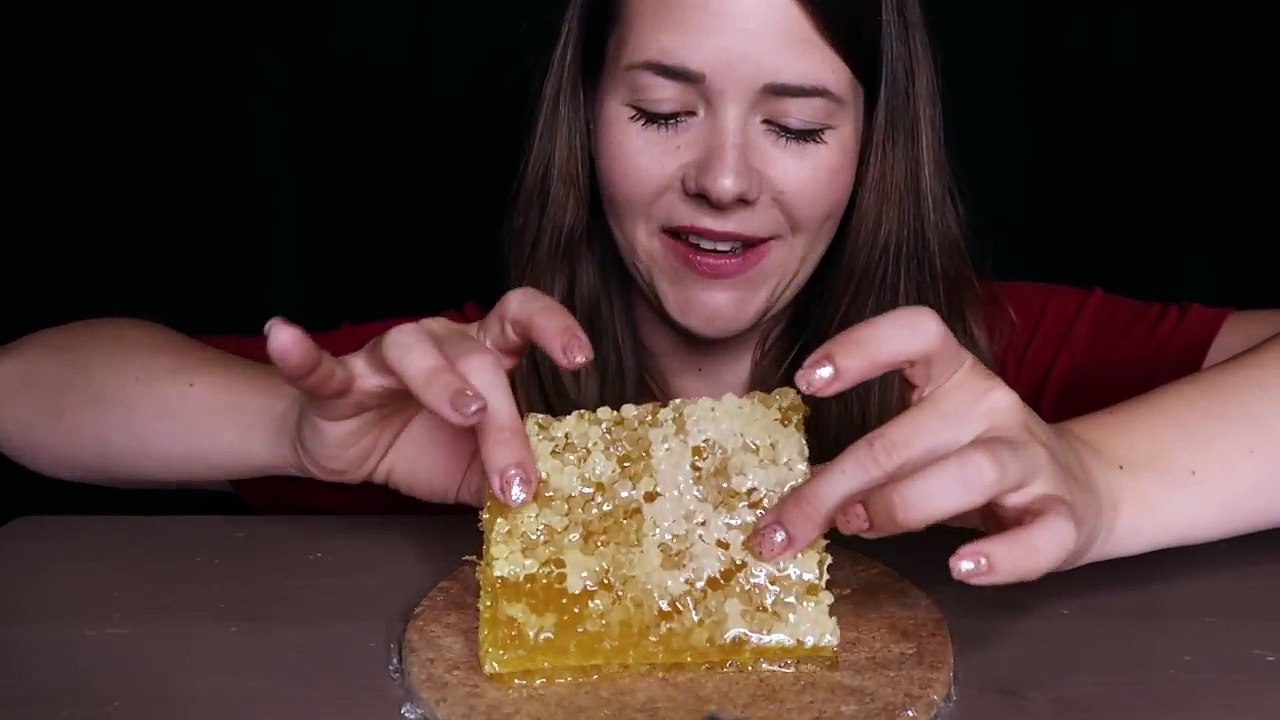 ASMR Zuckerschock ❌ Sticky RAW Honeycomb Eating Sounds [deutsch/german]