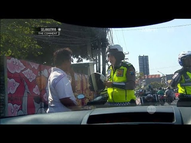 Mengeluh Kepalanya Sakit, ternyata Helm Bapak Ini Kadaluarsa - 86