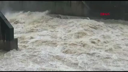 Rize Dereler Taştı Taşkın Uyarısı Yapıldı