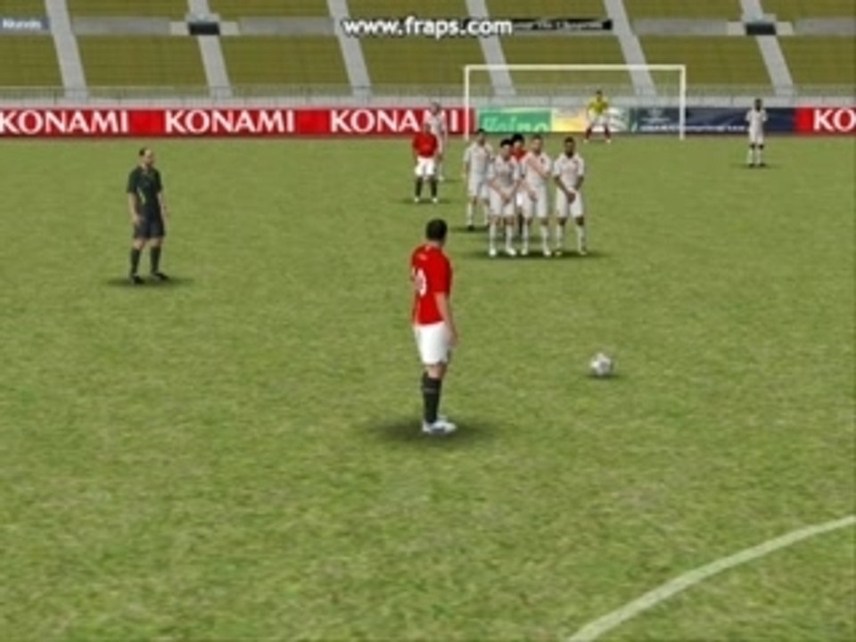 Coup franc lucarne 45 metres - PES 2008