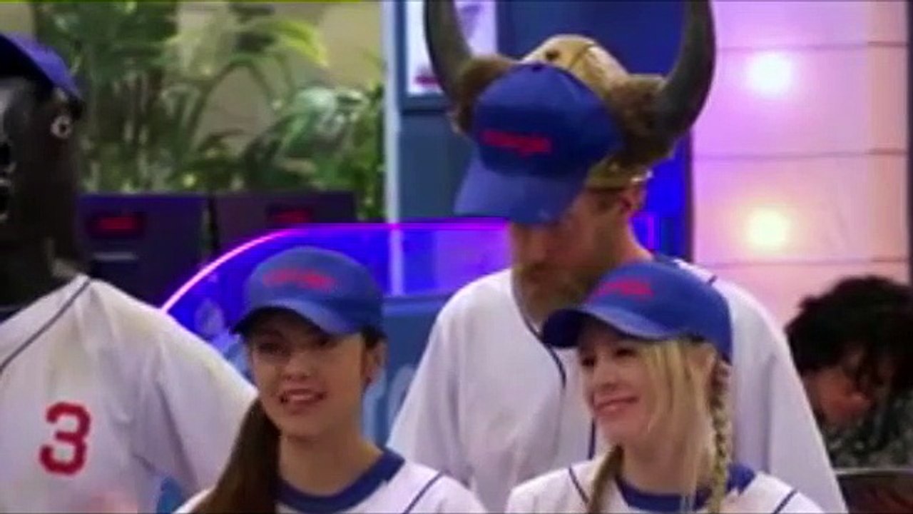 Bizaardvark S02E09 Softball The Musical