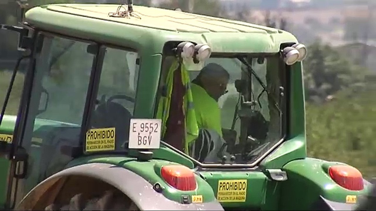 Las temperaturas extremas complican la labor a muchos trabajadores