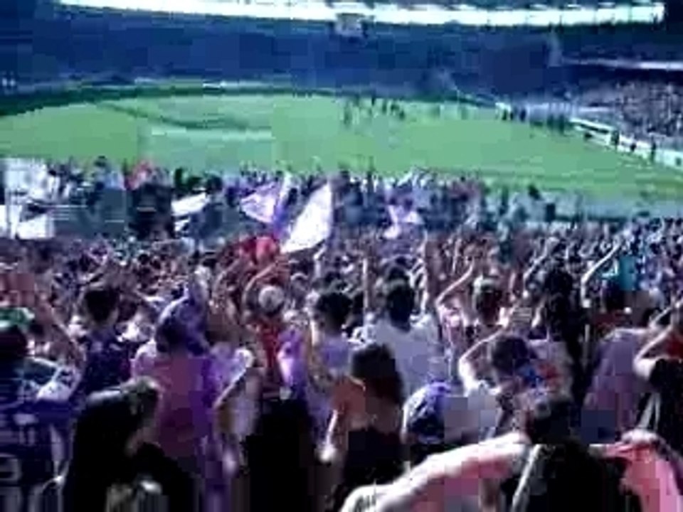 TFC Lyon: Standing ovation pour les joueurs surtout Elmander