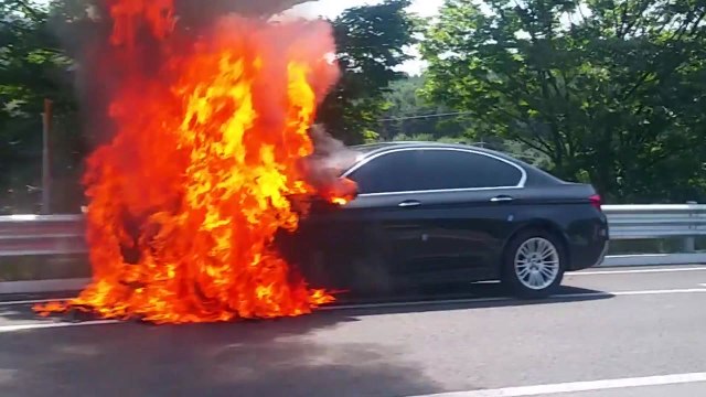 BMW 리콜 대상 차량 운행 자제 권고 / YTN