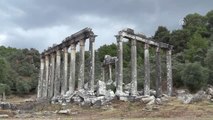 Euromos'ta Roma ve Helenistik Döneme Ait Mezarlar Bulundu - Muğla