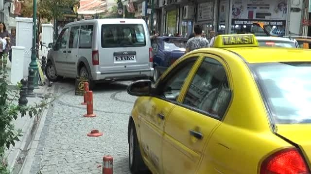 Park Terörü Ara Sokaklarda Geçiş Hakkı Vermiyor