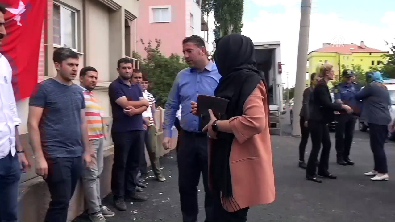 Türkiye şehitlerine sahip çıktı - SİVAS