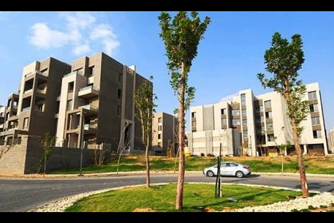 for sale apartment in village gate new cairo palm hills 151m