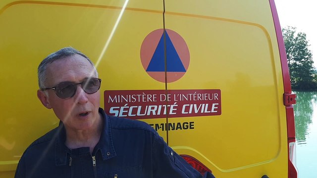 Douze obus allemands sortis de la Meuse