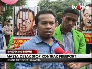 Aksi Demo Desak Stop Kontrak Freeport