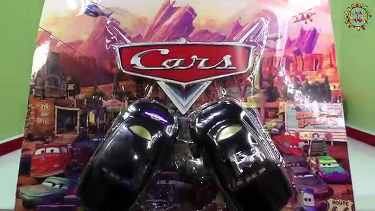 Play Doh Cars 2 Playset Review Buildable Toys Disney Pixar playdough toys Maters Undercov