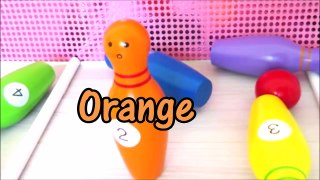 Learn colors and numbers with wooden bowling toy for children learn English