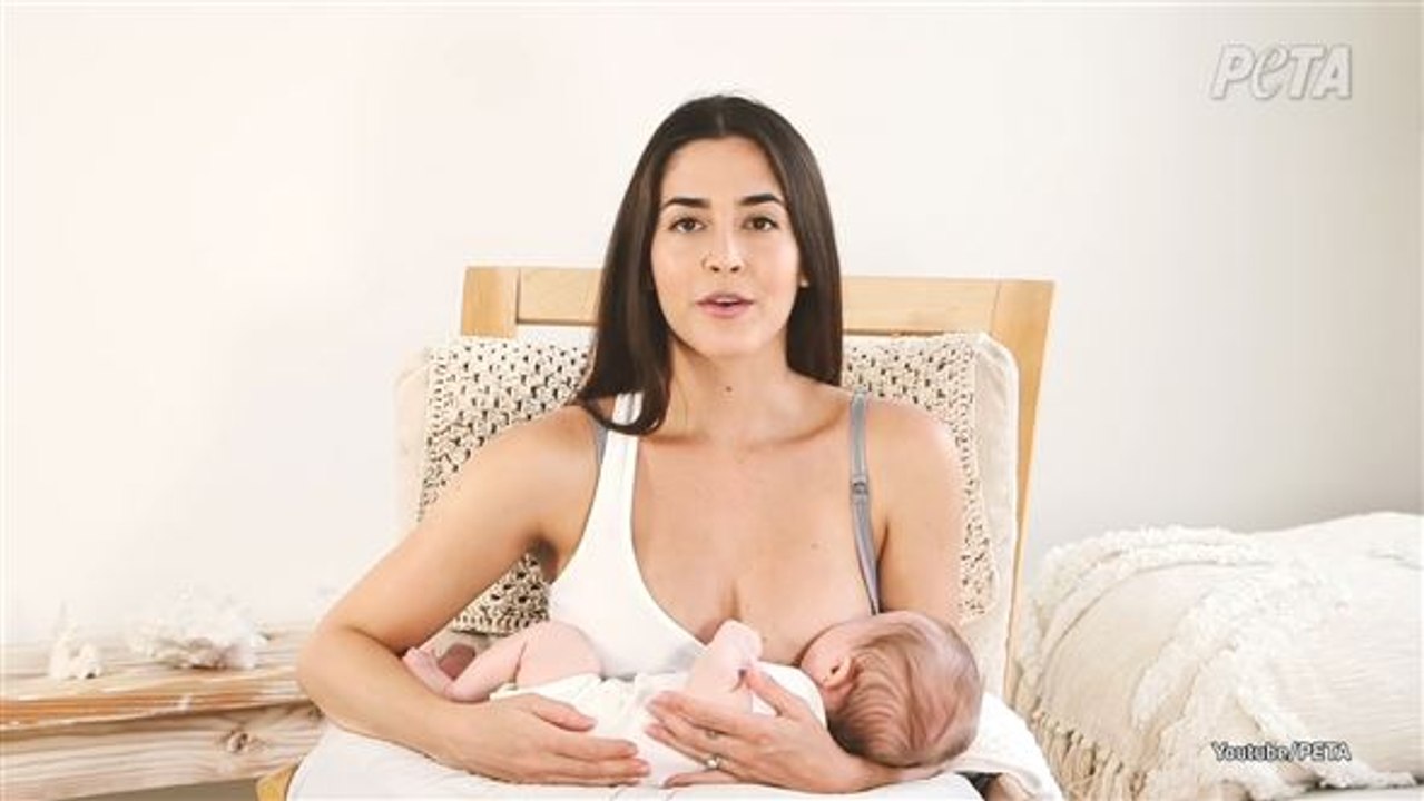 Eindringlicher Appell: Stillende Frau erhebt ihre Stimme für Mutterkühe