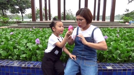 Ăn Kẹo Cuộn Tròn Hubba Bubba ❤Susi kids TV❤