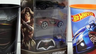 Batman Vs SuperMan TOYS Hot Wheels Batman CAR SURPRISE TOYS KINDER EGGS NFL FIGURES