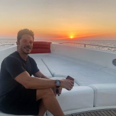 Νίκος Οικονομόπουλος για καλοκαίρι