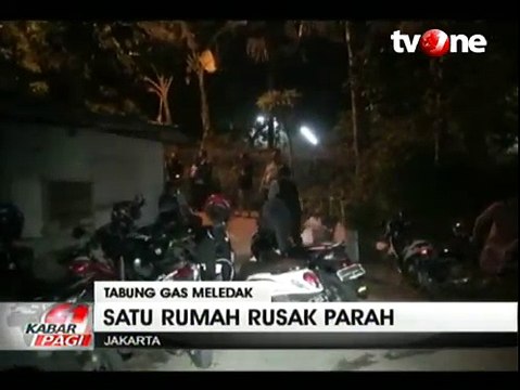 Ledakan Tabung Gas Hancurkan Rumah di Kebayoran Lama