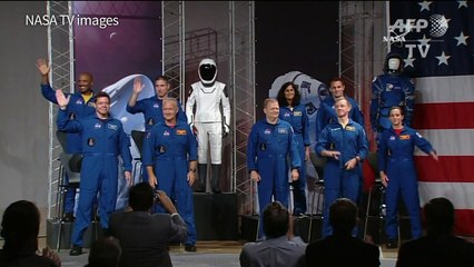 Blend of novices, veterans to fly on first private US spaceships