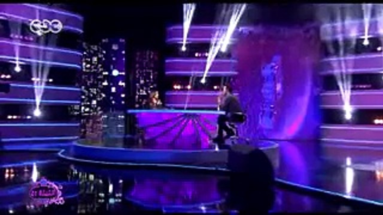 ماقدر يمسك اعصابو وصار يبكي من قلب موجوع!!!! وجعني قلبي